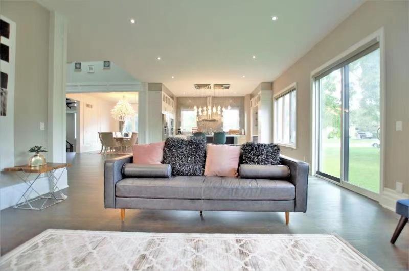 Modernized Five Bedroom Villa Richmond Hill Bagian luar foto